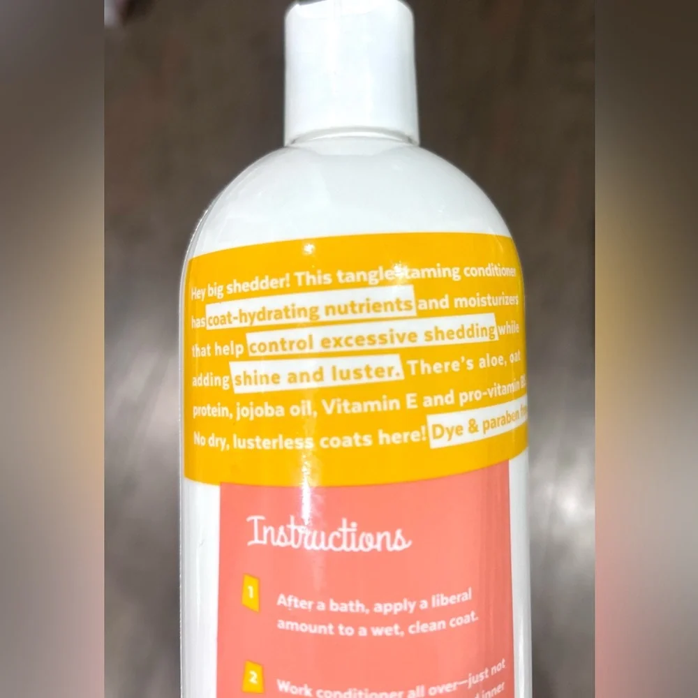 Frisco Dog & Cat Pet Shed Control Shampoo W/ Aloe Vera Sweet Nectar Scent 20 Oz